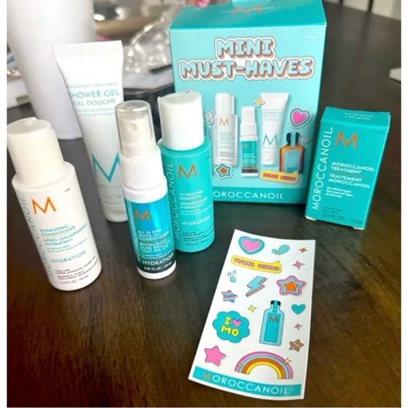 Moroccanoil Skincare Essentials Set - Blue and White - Picture 1 of 1